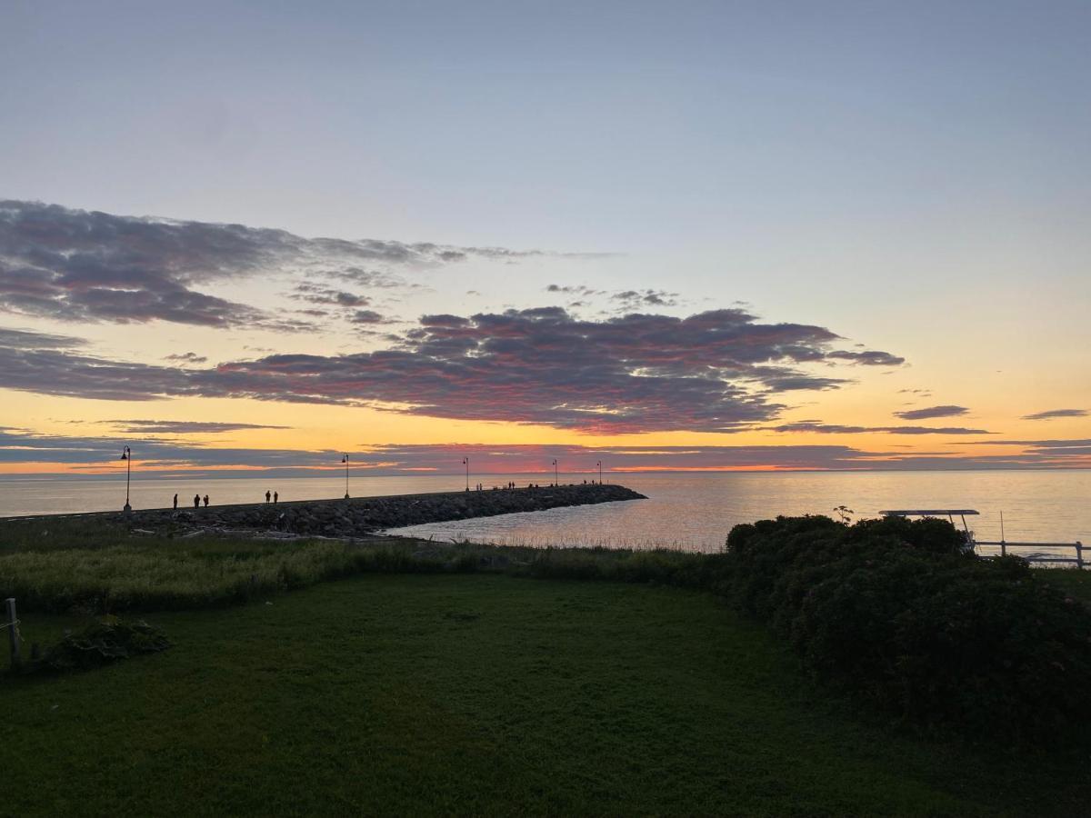 Le Gaspesiana Hotell Sainte-Flavie Eksteriør bilde